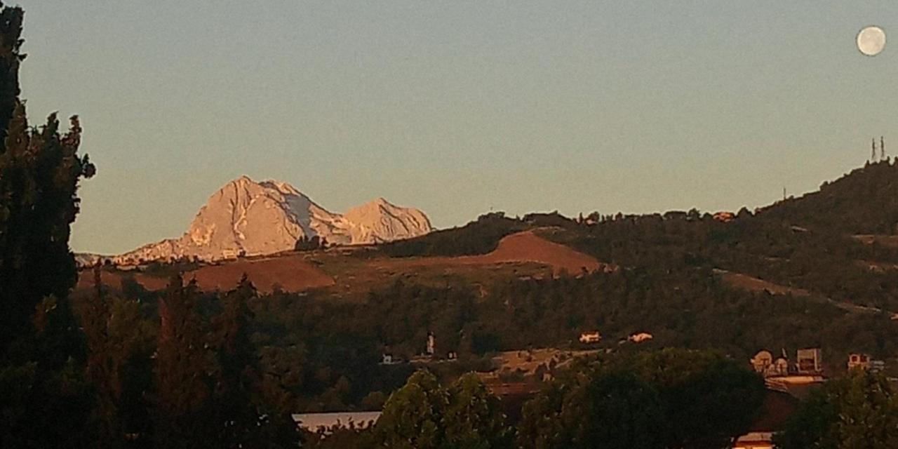 La Casetta Sul Camposcuola Teramo Ruang foto